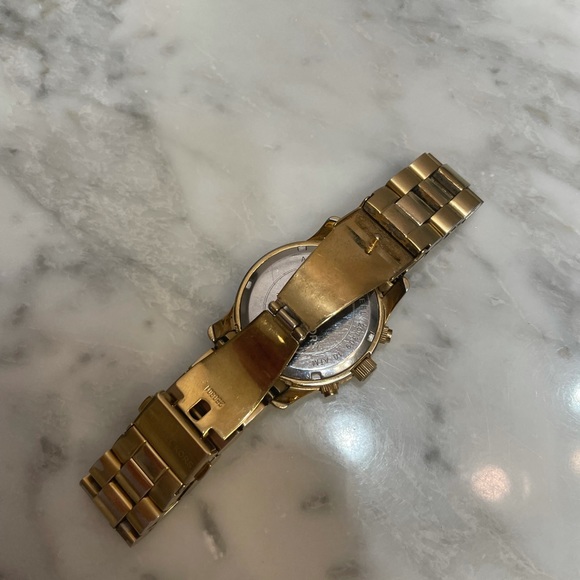Michael Kors Watch - Gold - Picture 3 of 4